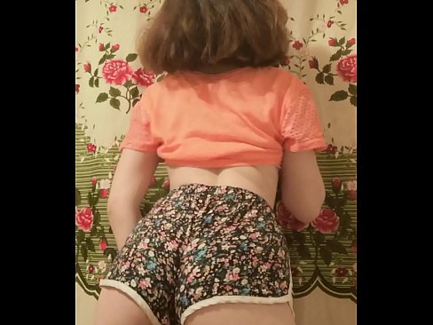 ❤️ Jovem sensual a despir os seus calções para a câmara Porno vídeo em porno pt.pornoxlxx.ru ❌❤