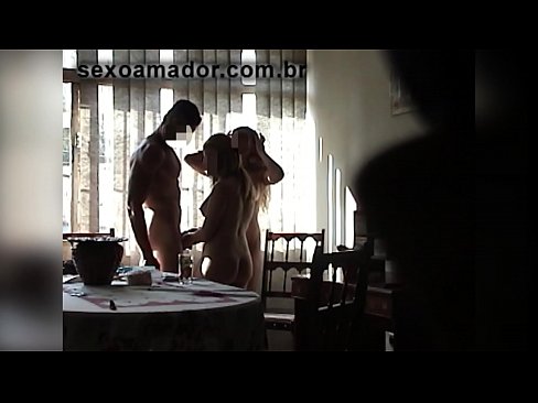 ❤️ Amigos sexuais convidam um homem gigante e um ménage à trois com ele Porno vídeo em porno pt.pornoxlxx.ru ❌❤